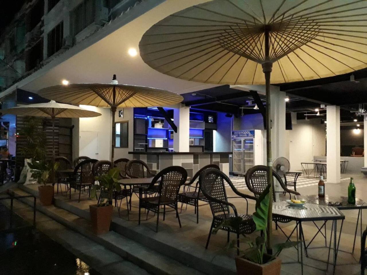 Happy Bou Jomtien Hotel Pattaya Exterior foto
